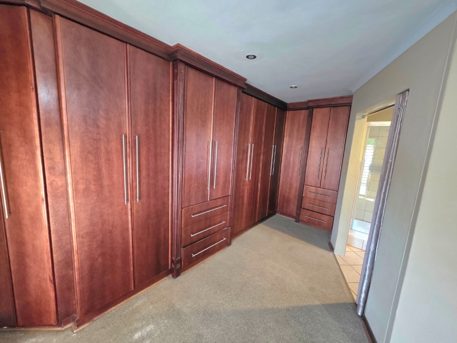 3 Bedroom Property for Sale in Eureka Free State